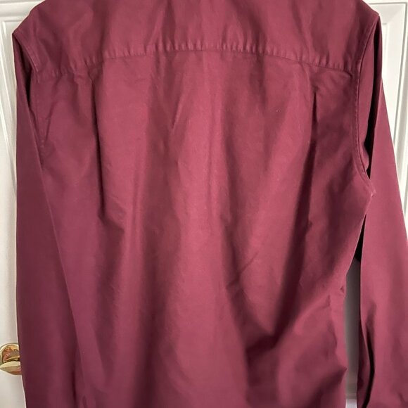 AMERICAN Eagle Burgundy Button Down Shirt - Men's Medium Heavier Weight Fabric - Picture 3 of 8